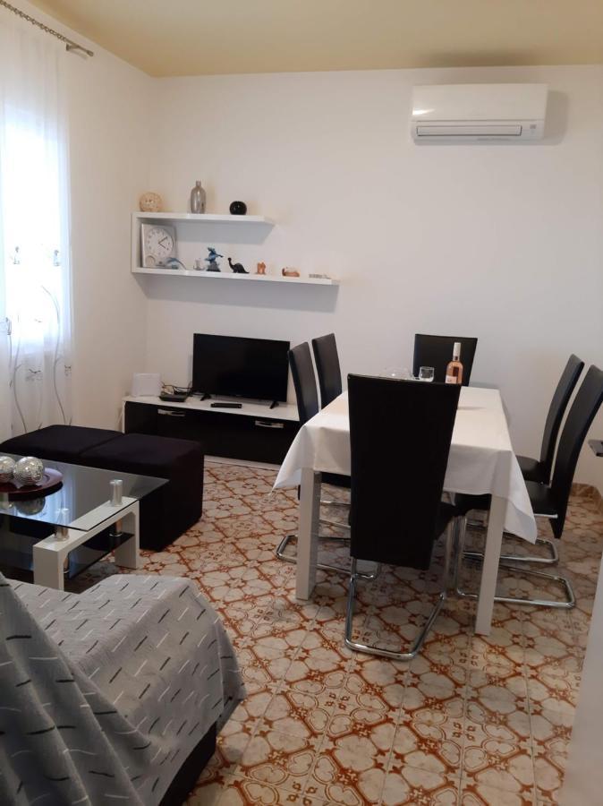 Apartment Summer Dreams Kastela Luaran gambar